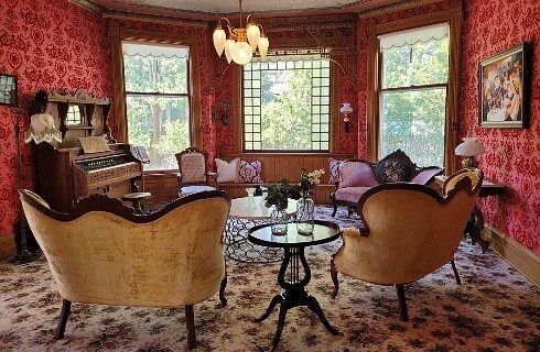 Victorian House - Bellaire, Michigan, The 1895 Richardi hou…